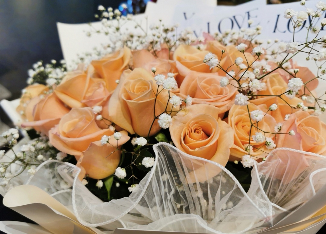 Love & Romance 30 Roses - Botany Downs Florist & East Auckland same day ...