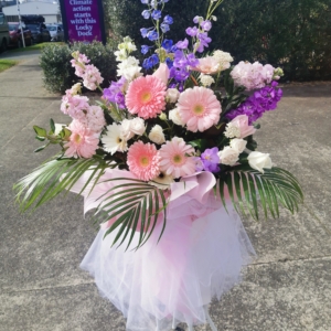 BIG FLOWERS' ARRANGEMENT