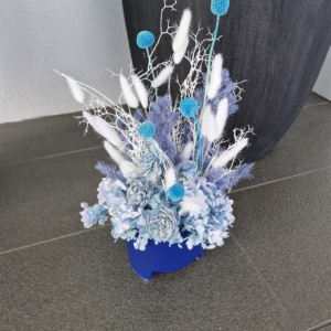 preserved flowers arranged